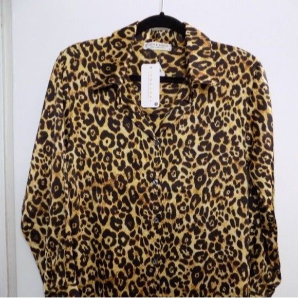 JON & ANNA Tops - NEW  Jon & Anna Cheetah Tiger Lion Jungle Women's Long Sleeve Blouse Size Small